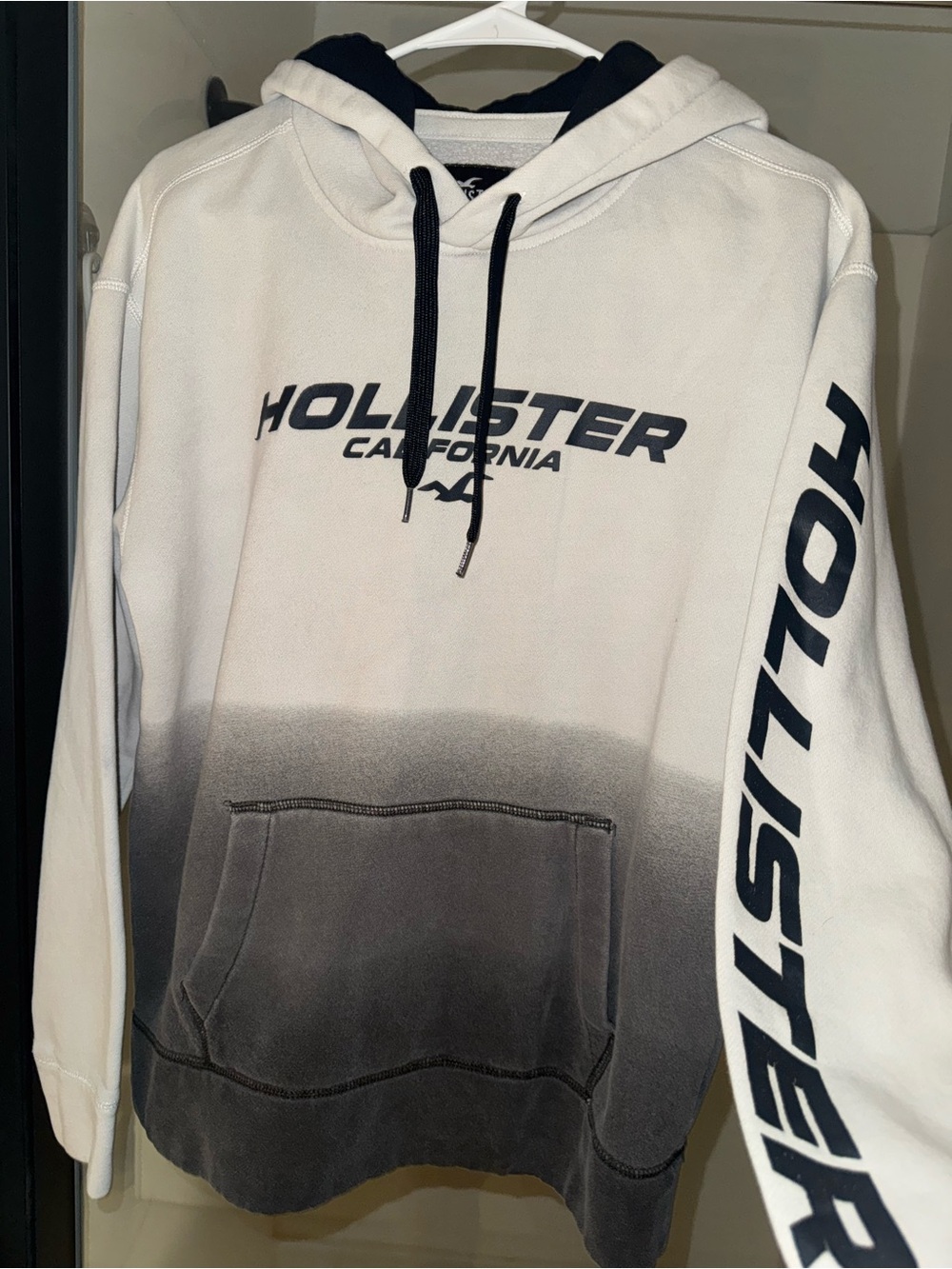 Hollister Men’s Gray Ombre (White) & Light Gray Camo Hoodies - Medium - Picture 4 of 4